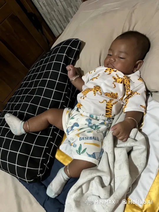 Baby's Adorable Kungfu Dance and Playful Moves – AI Generated Video | Hailuo AI