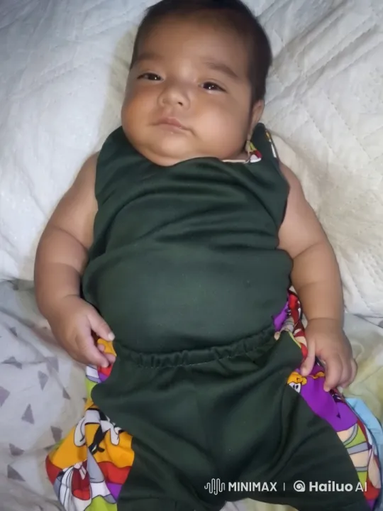 Baby's Joyful Dance on Cozy Blanket Setting – AI Generated Video | Hailuo AI