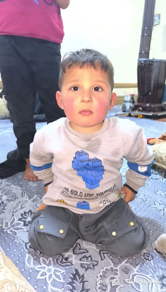 Child in Cozy Room Captures Innocent Moment – AI Generated Video | Hailuo AI