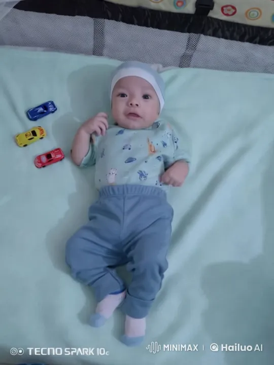 Baby's Joyful Dance and Playful Kung Fu Moves – AI Generated Video | Hailuo AI