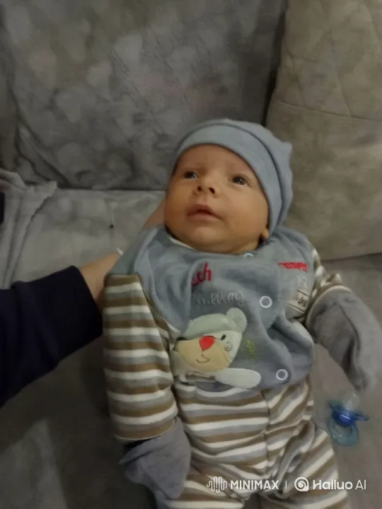 Baby's Adorable Dance and Kung Fu Moves – AI Generated Video | Hailuo AI