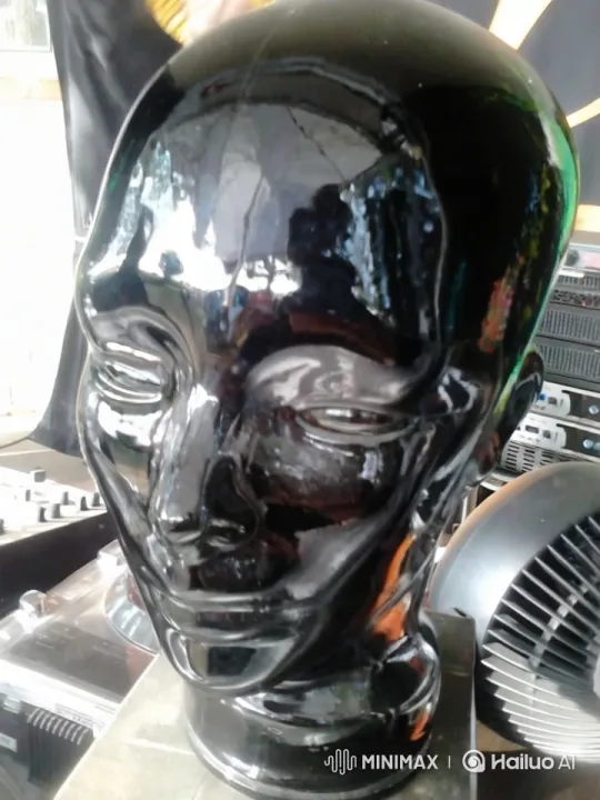 Animated Mannequin Head Appears to Laugh and Talk – AI Generated Video | Hailuo AI