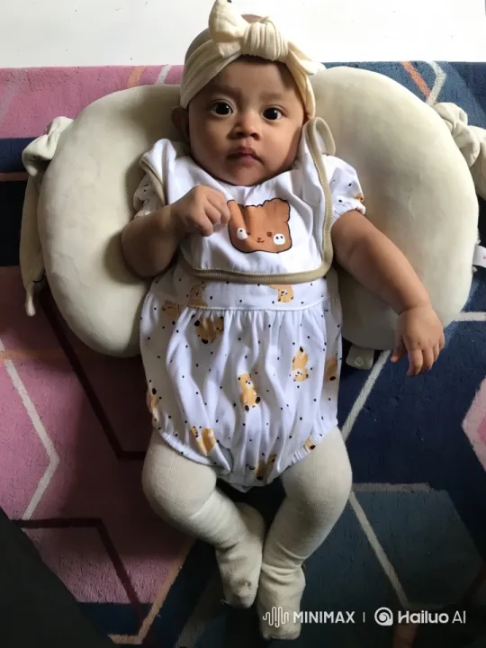 Baby's Playful Kungfu Moves on Colorful Rug – AI Generated Video | Hailuo AI