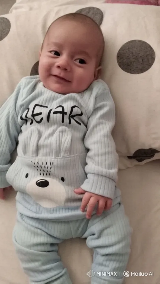 Baby's Playful Dance and Kung Fu in Live2D – AI Generated Video | Hailuo AI
