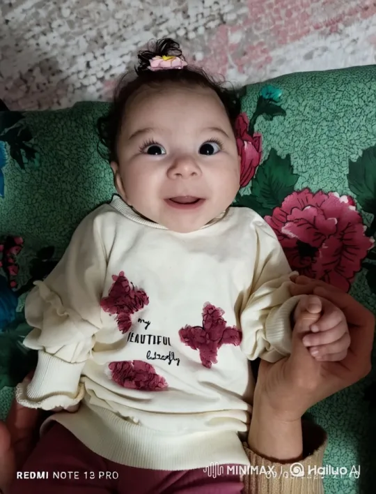 Baby's Joyful Dance and Playful Kung-Fu Move – AI Generated Video | Hailuo AI
