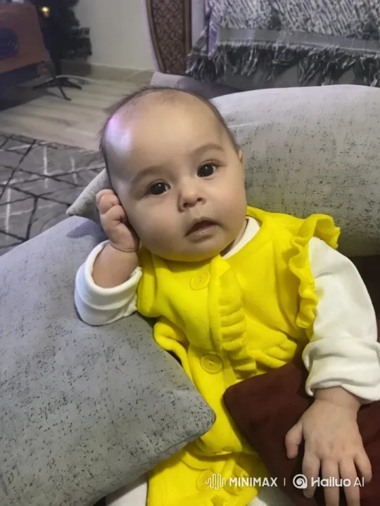 Baby Kung Fu Dancer in Cozy Living Room – AI Generated Video | Hailuo AI
