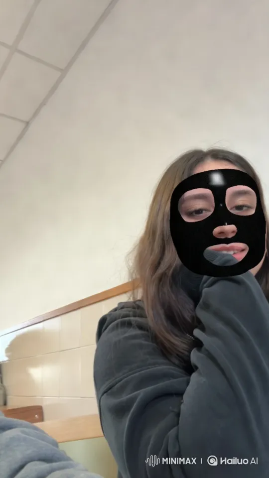 Young Woman Observes Dramatic Crying Man – AI Generated Video | Hailuo AI
