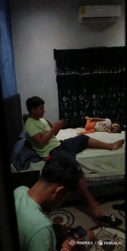 Family Dance Moment in a Cozy Bedroom Setting – AI Generated Video | Hailuo AI