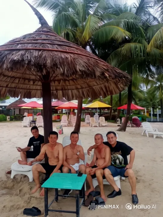Affectionate Men Embrace on Tropical Beach – AI Generated Video | Hailuo AI
