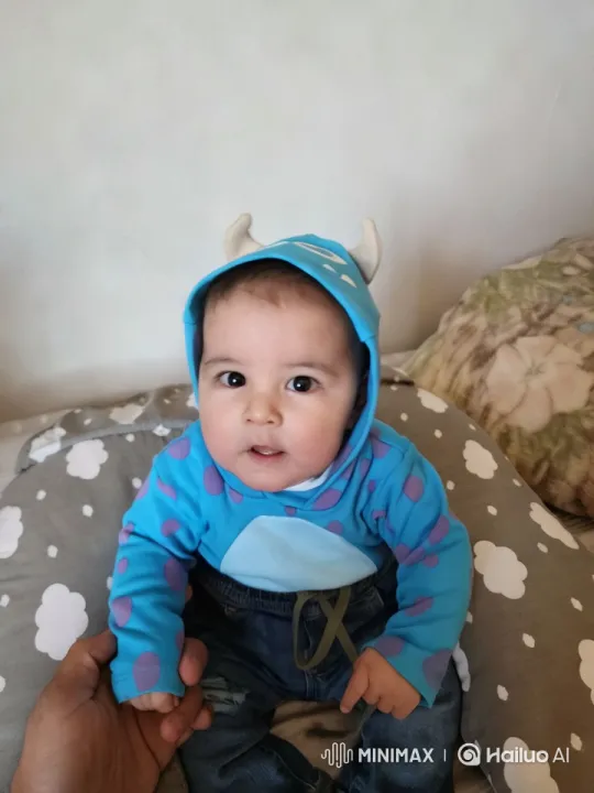 Baby in Monster Hoodie Joyfully Dances – AI Generated Video | Hailuo AI