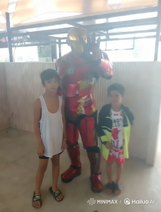 Iron Man and Children Engage in Playful Kung Fu – AI Generated Video | Hailuo AI