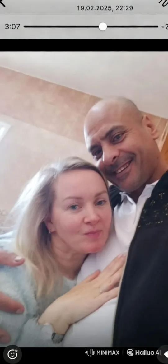 Intimate Embrace in a Cozy, Warm Indoor Setting – AI Generated Video | Hailuo AI