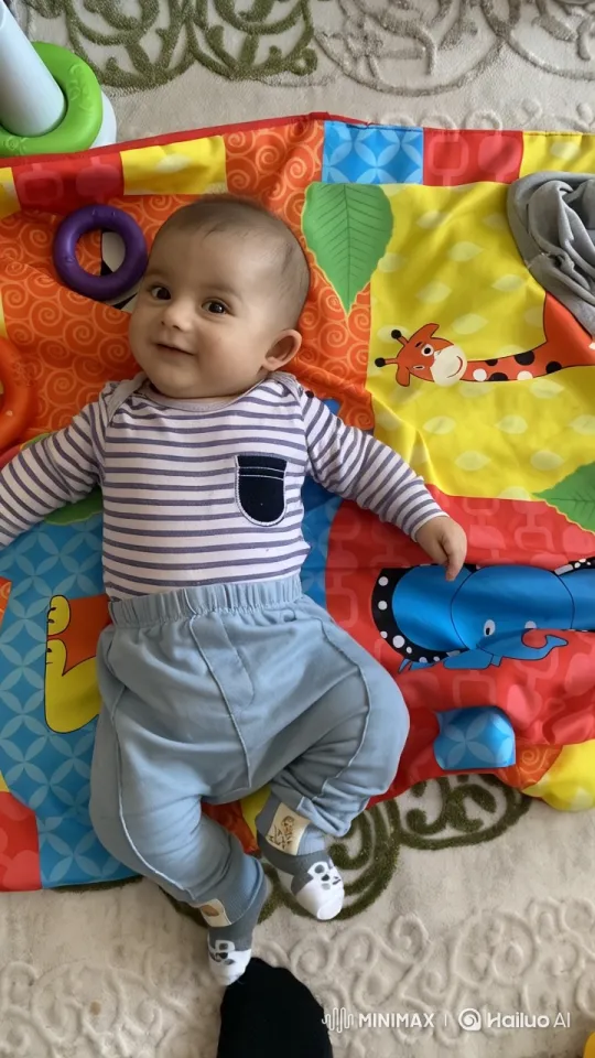 Baby Wakes Up and Dances on Play Mat – AI Generated Video | Hailuo AI