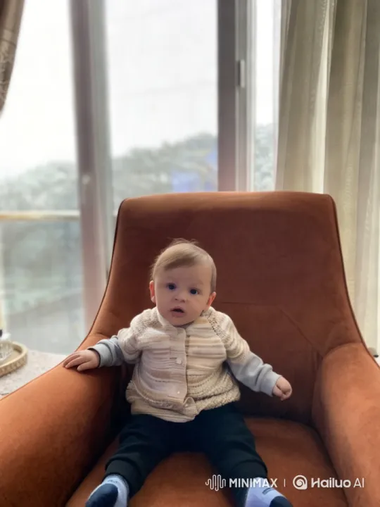 Baby's Joyful Dance and Kung Fu Moves – AI Generated Video | Hailuo AI