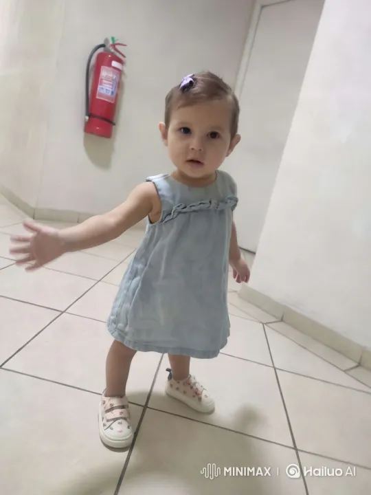 Child Performs Dance and Kung Fu Moves in Hallway – AI Generated Video | Hailuo AI