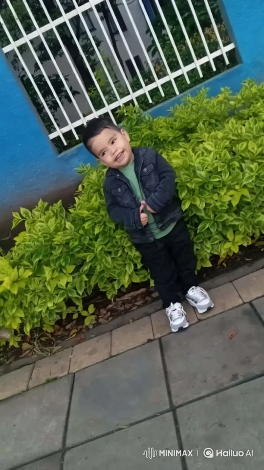 Child Performing Champeta Dance in Colorful Setting – AI Generated Video | Hailuo AI