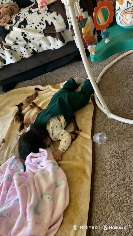 Baby's Energetic Play in Cozy Living Room – AI Generated Video | Hailuo AI