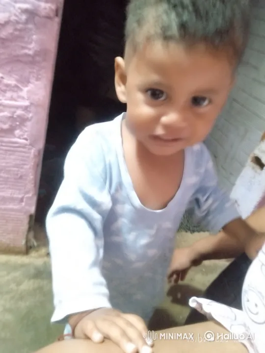 Child Dancing with Dynamic Camera Angles – AI Generated Video | Hailuo AI