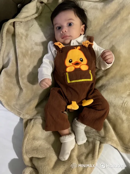 Baby's Joyful Dance and Playful Kung Fu Moves – AI Generated Video | Hailuo AI