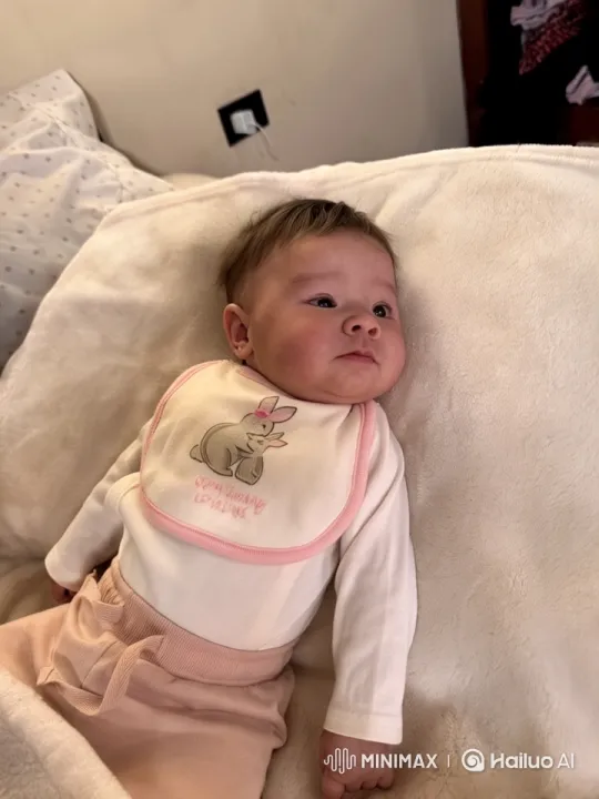 Baby Dancing Joyfully in Cozy Setting – AI Generated Video | Hailuo AI