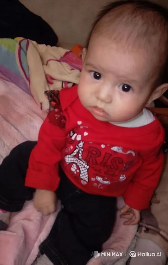 Baby Mimics Kung Fu, Enthusiastically Dances in Cozy Paris-Themed Room – AI Generated Video | Hailuo AI