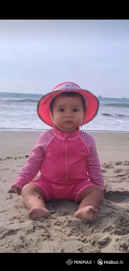Baby Dancing Joyfully on the Beach in Live2D Animation – AI Generated Video | Hailuo AI