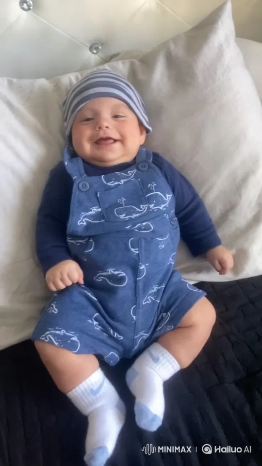 Baby's Joyful Dance in Whale-Themed Outfit – AI Generated Video | Hailuo AI
