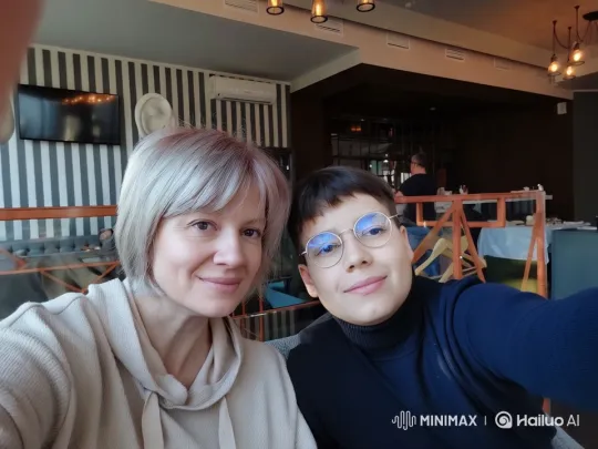 Cozy Indoor Scene with Affectionate Embrace – AI Generated Video | Hailuo AI