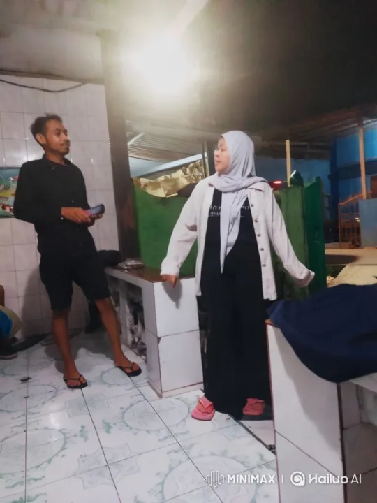 Couple Practicing Graceful Kung Fu in Tiled Room – AI Generated Video | Hailuo AI