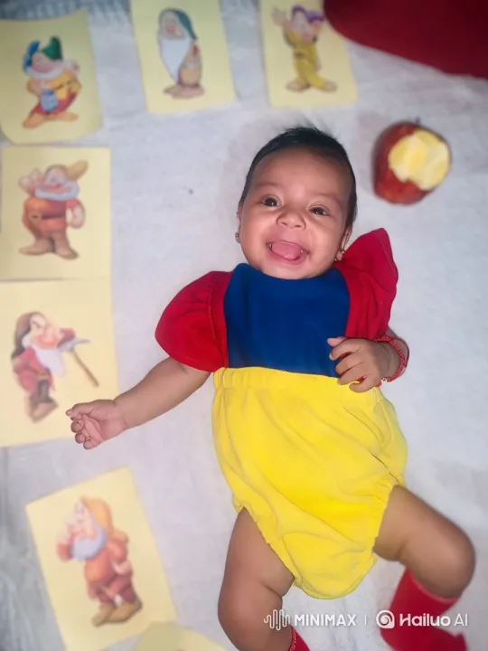 Baby in Snow White Costume Enacts Fairy Tale Scene – AI Generated Video | Hailuo AI