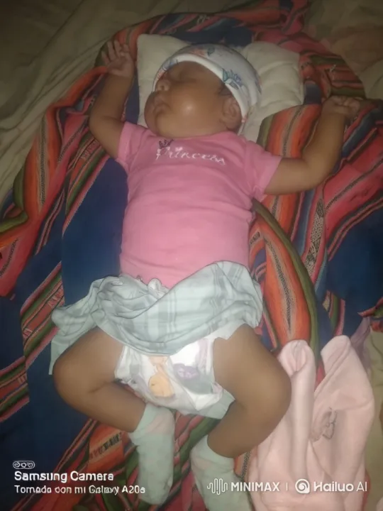 Peaceful Moments of a Baby on a Woven Blanket – AI Generated Video | Hailuo AI