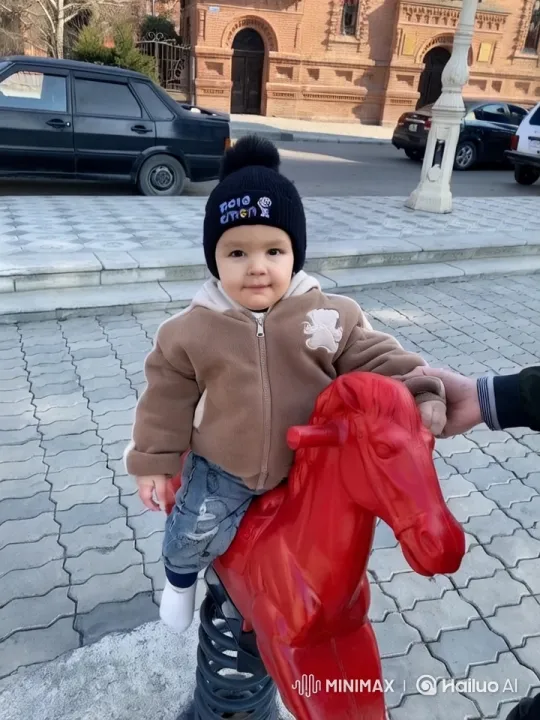 Toddlers Outdoor Play on Spring-mounted Horse – AI Generated Video | Hailuo AI