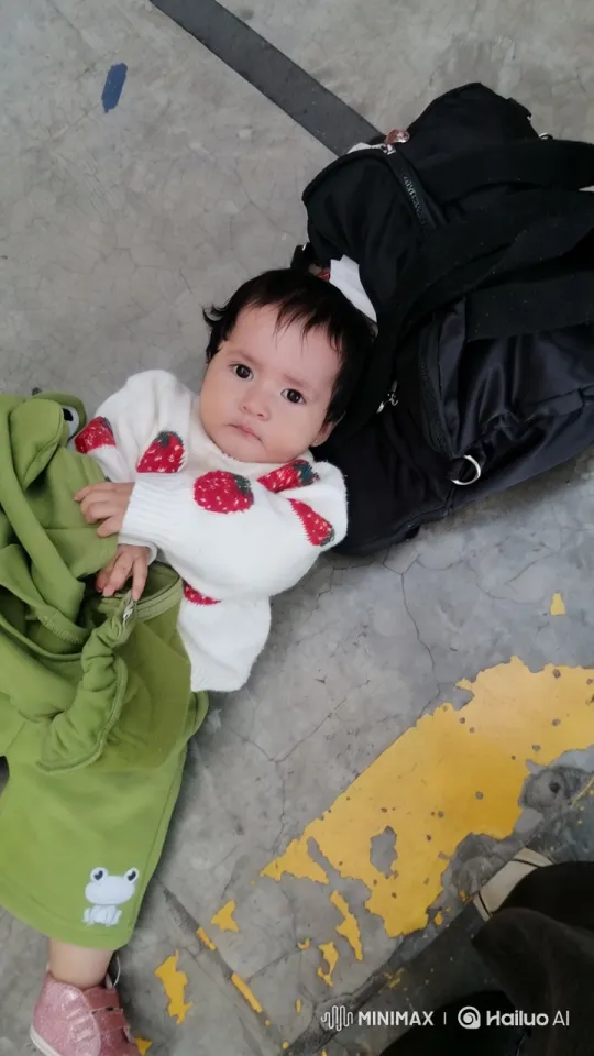 Child Dancing Joyfully in Urban Setting – AI Generated Video | Hailuo AI