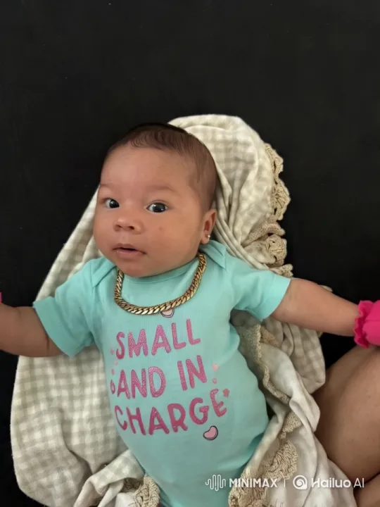 Baby's Playful Kung Fu Dance with Elegant Style – AI Generated Video | Hailuo AI