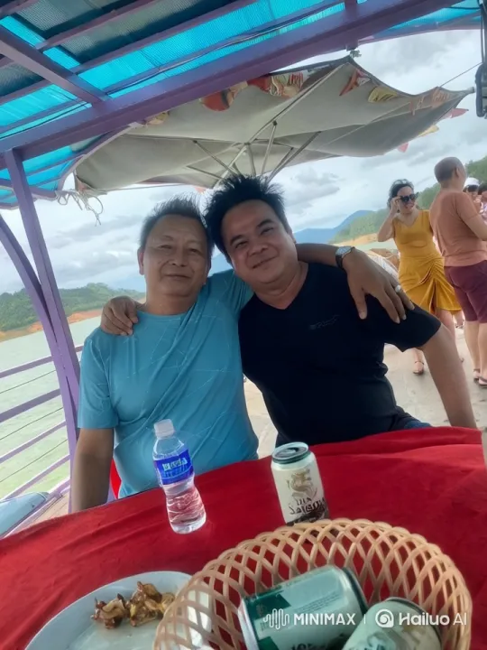 Friends Enjoy Day Out on Boat with Drinks – AI Generated Video | Hailuo AI