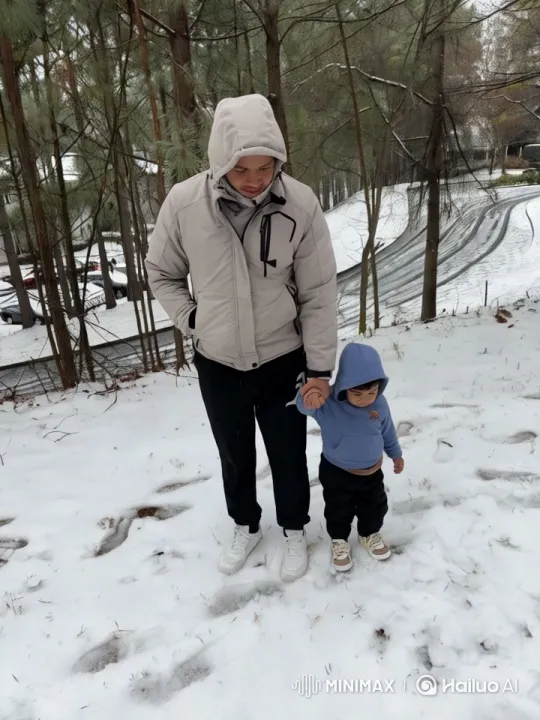 Joyful Dance in a Winter Wonderland – AI Generated Video | Hailuo AI