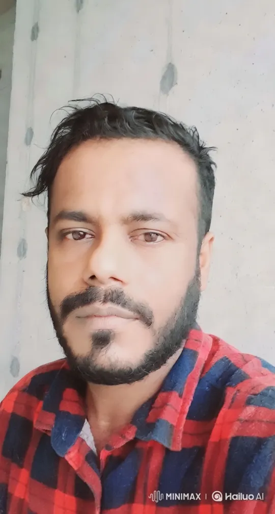 Close-up Portrait with Dynamic Camera Movements and Aesthetic Style – AI Generated Video | Hailuo AI