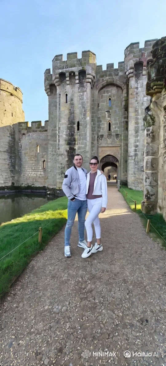 Historic Castle Setting for Aesthetic Kungfu Display – AI Generated Video | Hailuo AI