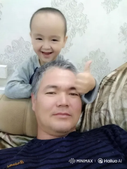 Joyful Child and Adult Interaction on Couch – AI Generated Video | Hailuo AI