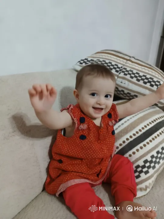 Baby Dances Energetically on Sofa – AI Generated Video | Hailuo AI