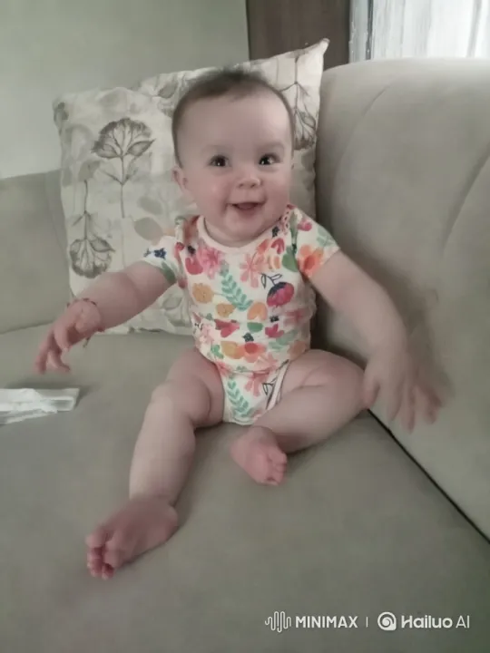 Baby's Joyful Dance and Playful Kung Fu Moves – AI Generated Video | Hailuo AI