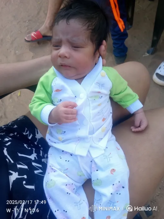 Baby and Adult Share a Serene Moment Outdoors – AI Generated Video | Hailuo AI