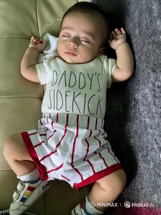 Baby Wakes Up and Joyfully Dances on Couch – AI Generated Video | Hailuo AI