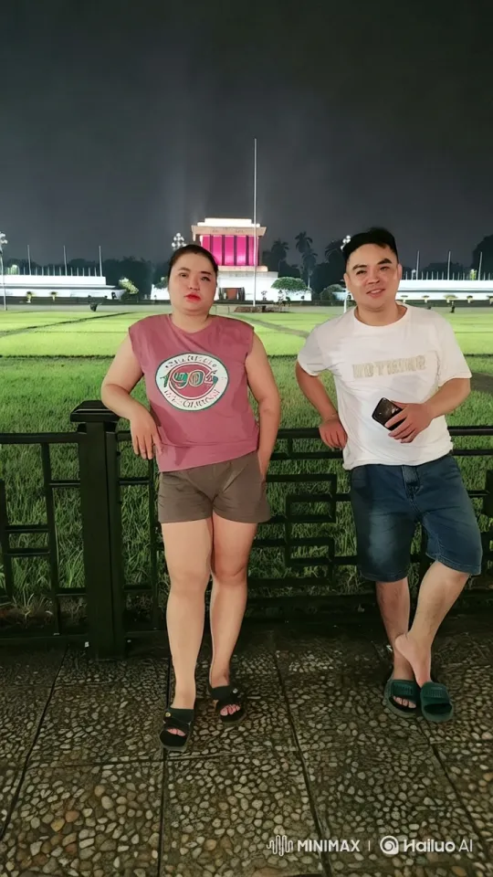 Nighttime Kungfu Showdown in Front of Historic Building – AI Generated Video | Hailuo AI
