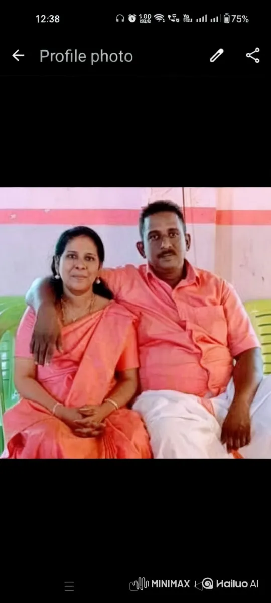 Intimate Couple in Harmonious Colors Indoors – AI Generated Video | Hailuo AI