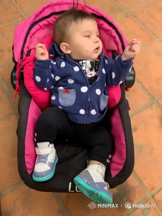 Baby Dancing and Mimicking Fight Actions – AI Generated Video | Hailuo AI