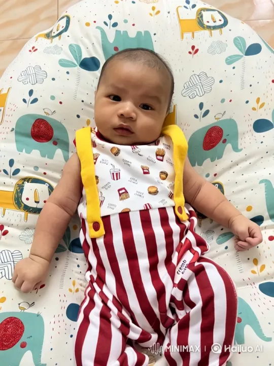 Baby's Dance and Kungfu Moves on Colorful Mat – AI Generated Video | Hailuo AI