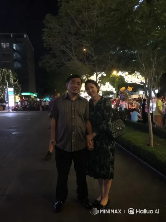 Couple Displays Martial Arts Skills in Festive Night Scene – AI Generated Video | Hailuo AI