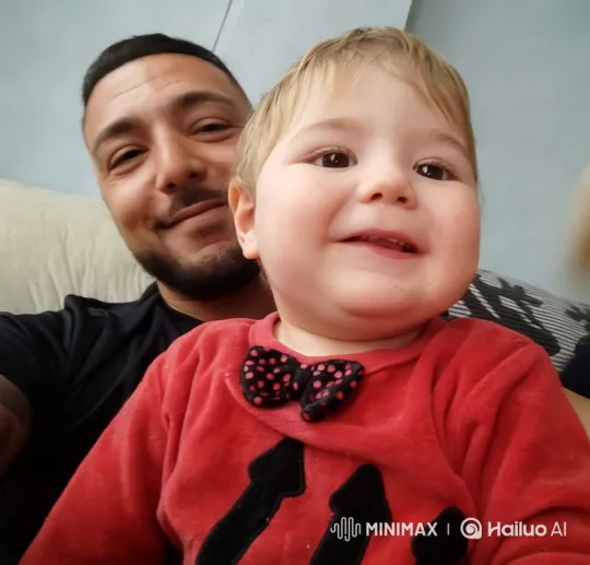 Energetic Child Showcases Dance and Kung Fu Moves – AI Generated Video | Hailuo AI