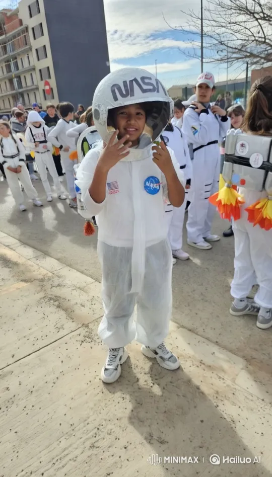 Child in NASA Costume Transforms into Cockroaches – AI Generated Video | Hailuo AI